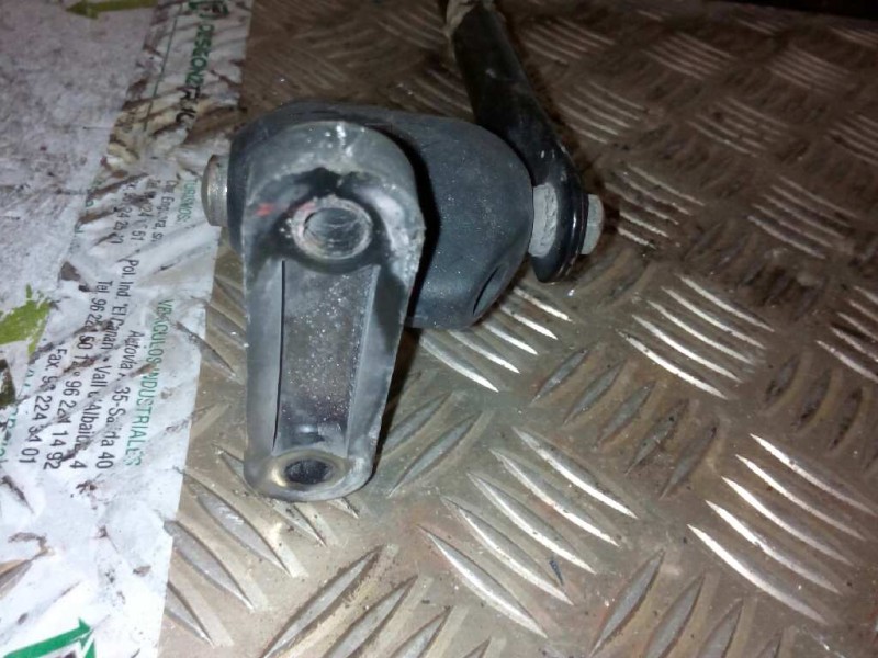 Recambio de brazo retrovisor izquierdo para nissan trucks l35.09 ... referencia OEM IAM   