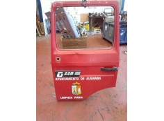 Recambio de puerta delantera izquierda para renault trucks g g 220.20 referencia OEM IAM   