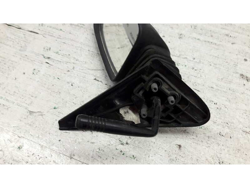Recambio de retrovisor derecho para peugeot 205 berlina 1.4 mito referencia OEM IAM  MANUAL 