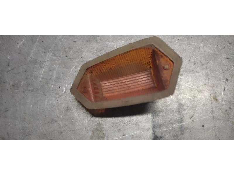 Recambio de piloto trasero derecho para citroën 2cv 6 charleston referencia OEM IAM  TULIPA NARANJA 0036051