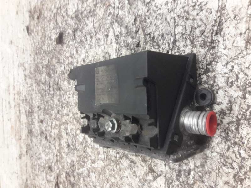 Recambio de cuerpo calentadores agua para bmw serie 3 berlina (e46) 320d referencia OEM IAM 64126918806 2400301 