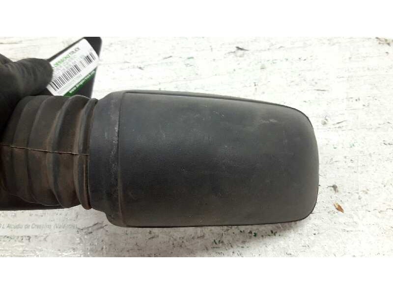 Recambio de retrovisor izquierdo para peugeot 205 berlina 1.1 mito referencia OEM IAM   