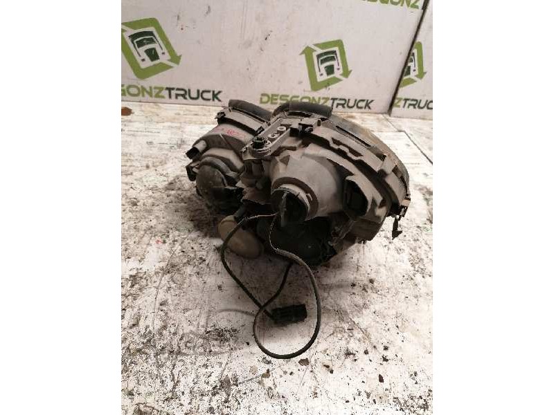 Recambio de faro derecho para mercedes-benz clase c (w203) berlina 220 cdi (203.006) referencia OEM IAM   