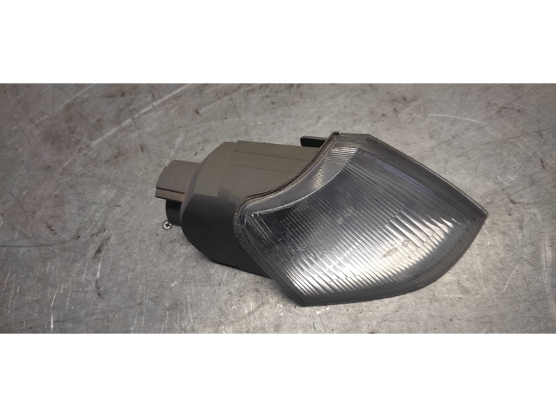 Recambio de piloto delantero derecho para citroën xantia berlina 1.9 sd sensation referencia OEM IAM   