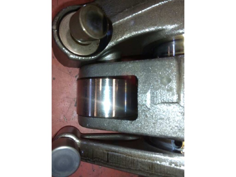 Recambio de eje balancines para renault premium route 2006 fas 4x2 larga distancia referencia OEM IAM   