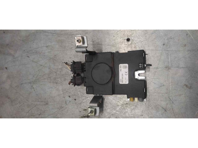 Recambio de modulo electronico para audi a3 (8p) 2.0 tdi ambiente referencia OEM IAM 8P0035225  