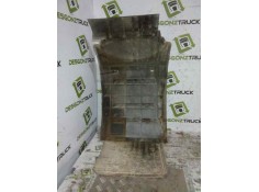 Recambio de guardabarros delantero izquierdo para renault trucks g g 220.20 referencia OEM IAM    2