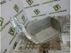 Recambio de peldaño izquierdo para renault trucks g g 220.20 referencia OEM IAM   
