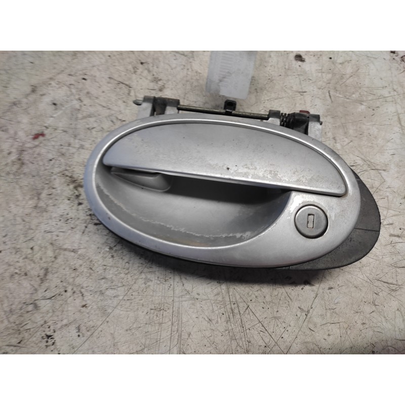 Recambio de maneta exterior delantera izquierda para opel corsa c blue line referencia OEM IAM   