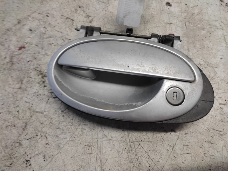 Recambio de maneta exterior delantera izquierda para opel corsa c blue line referencia OEM IAM   