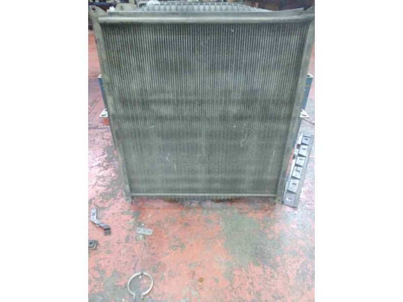 Recambio de radiador agua para volvo fh 12 2002  12.1 diesel (d12d460) referencia OEM IAM 20566850  