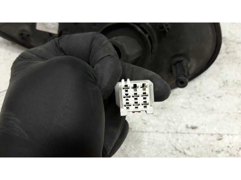 Recambio de retrovisor derecho para peugeot 206 berlina gt referencia OEM IAM   