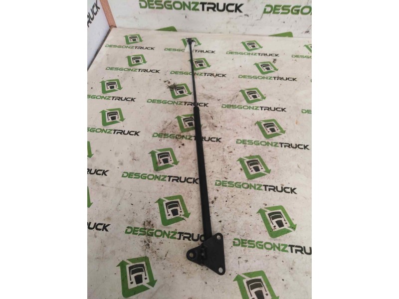 Recambio de bombin calandra para iveco eurocargo 5.9 diesel referencia OEM IAM   