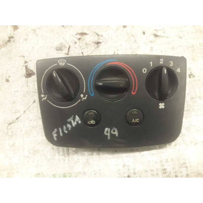 Recambio de mando calefaccion / aire acondicionado para ford fiesta berlina 1.4 16v cat referencia OEM IAM 96FW18D451AG  