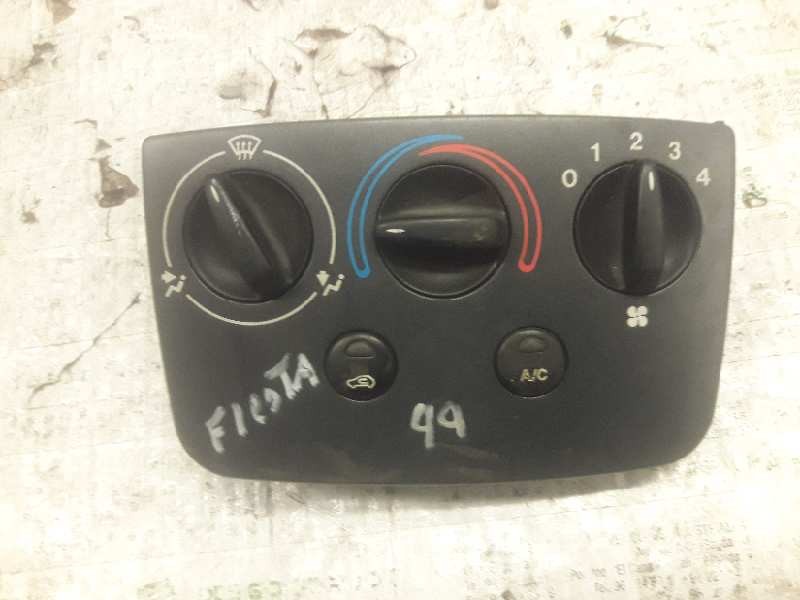 Recambio de mando calefaccion / aire acondicionado para ford fiesta berlina 1.4 16v cat referencia OEM IAM 96FW18D451AG  