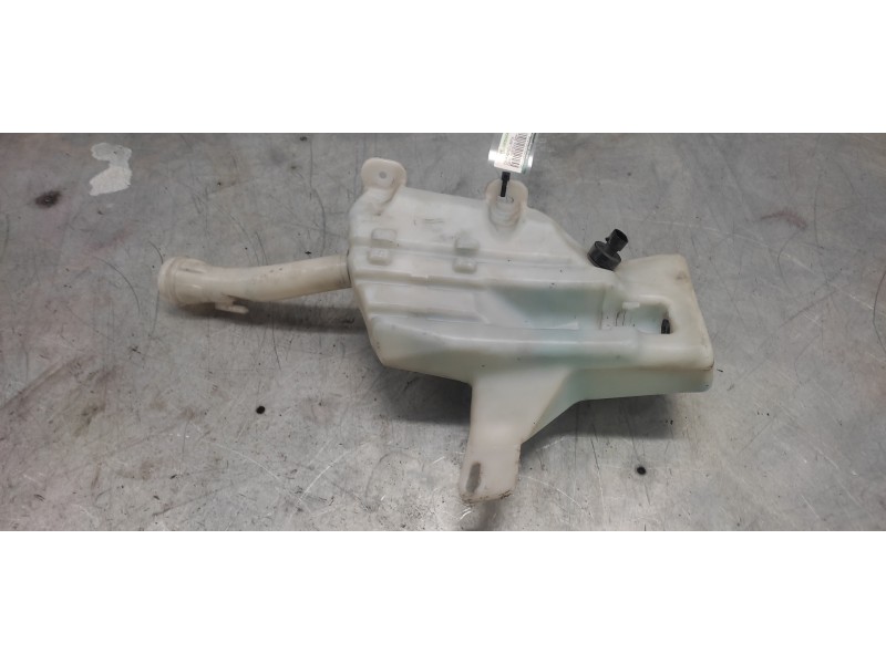 Recambio de deposito limpia para opel insignia berlina cosmo referencia OEM IAM 13227295  