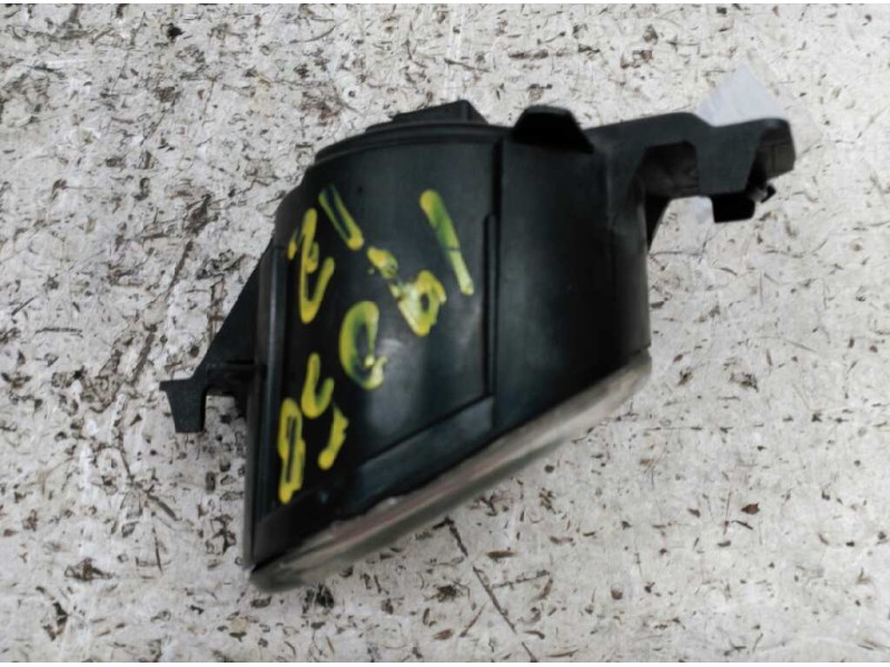 Recambio de faro antiniebla izquierdo para renault laguna ii grandtour (kg0) referencia OEM IAM 8200002469  
