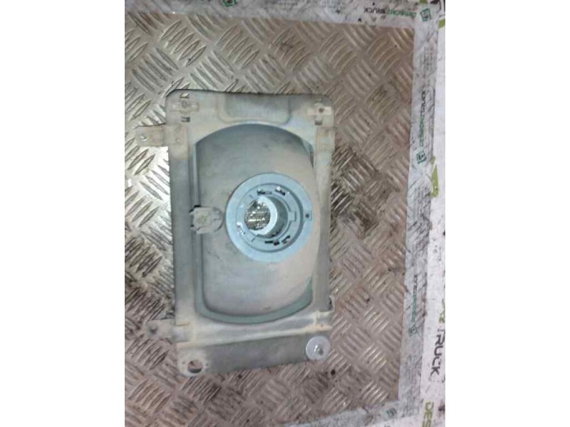 Recambio de faro izquierdo para pegaso trucks ekus 1215.8 referencia OEM IAM   