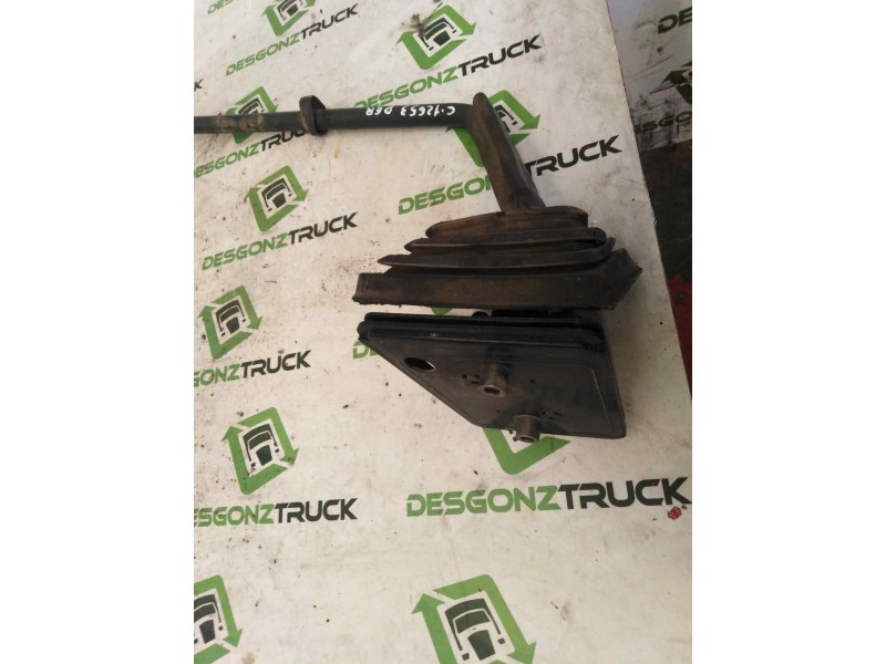 Recambio de brazo retrovisor derecho para iveco eurocargo 5.9 diesel referencia OEM IAM   