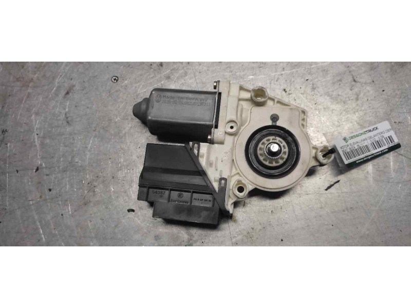 Recambio de motor elevalunas delantero derecho para seat ibiza (6l1) referencia OEM IAM 6Q2959801A 990125100 