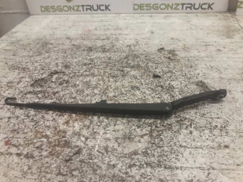 Recambio de brazo limpia delantero izquierdo para bmw serie 3 berlina (e46) 320d referencia OEM IAM   