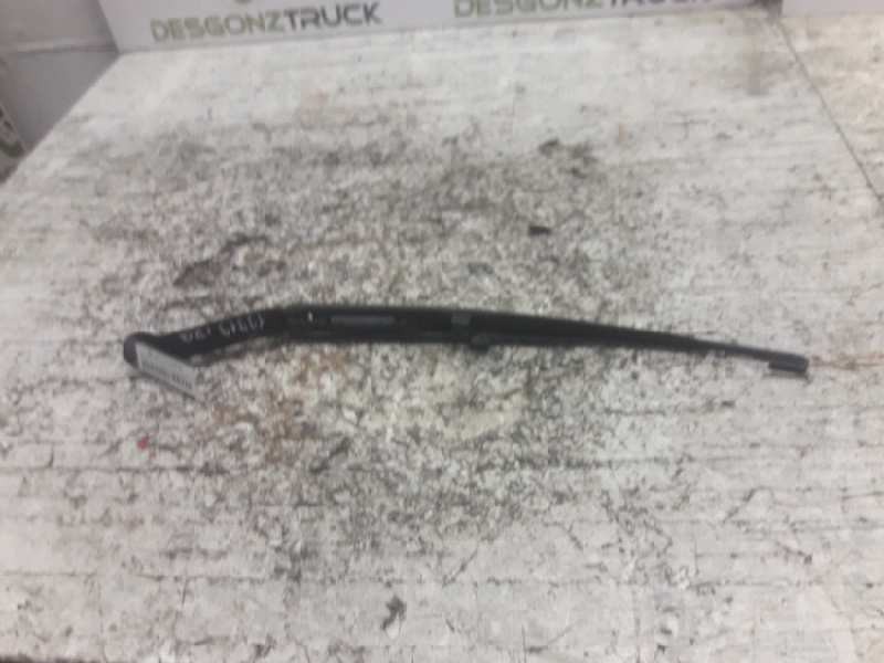 Recambio de brazo limpia delantero izquierdo para bmw serie 3 berlina (e46) 320d referencia OEM IAM   