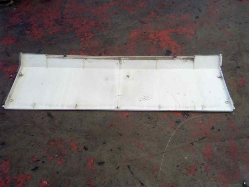 Recambio de molduras delanteras para renault magnum ab 2005 12.8 diesel referencia OEM IAM   