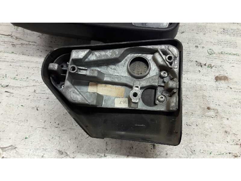 Recambio de retrovisor derecho para renault trafic (desde 5.89) t 1100 referencia OEM IAM   