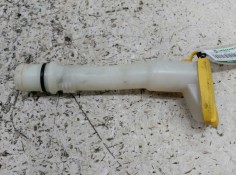 Recambio de deposito limpia para renault laguna ii grandtour (kg0) referencia OEM IAM  CUELLO DE DEPOSITO 