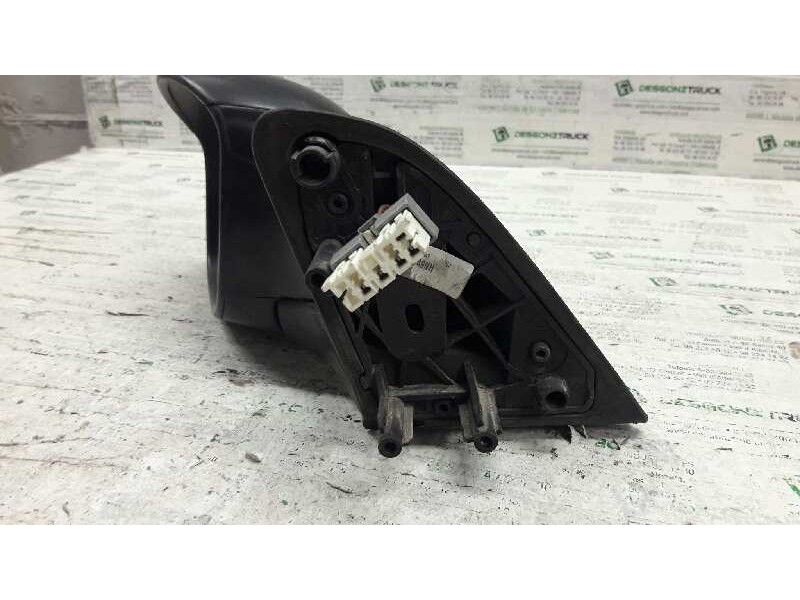 Recambio de retrovisor izquierdo para citroën xsara berlina 1.9 d sx referencia OEM IAM E2028015 ELECTRICO 