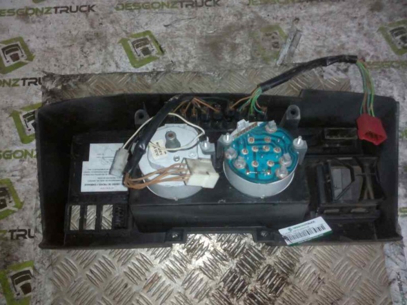 Recambio de cuadro instrumentos para nissan trade chasis cabina referencia OEM IAM   