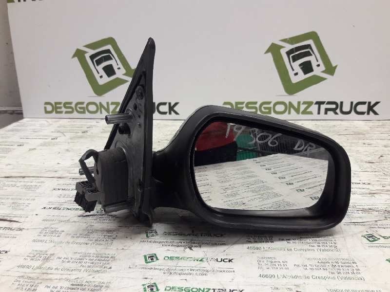 Recambio de retrovisor derecho para citroën xsara berlina 1.9 td sx referencia OEM IAM   