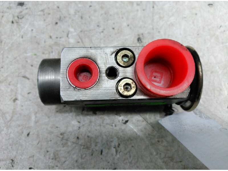Recambio de valvula expansion para opel zafira a blue line referencia OEM IAM 90559850  