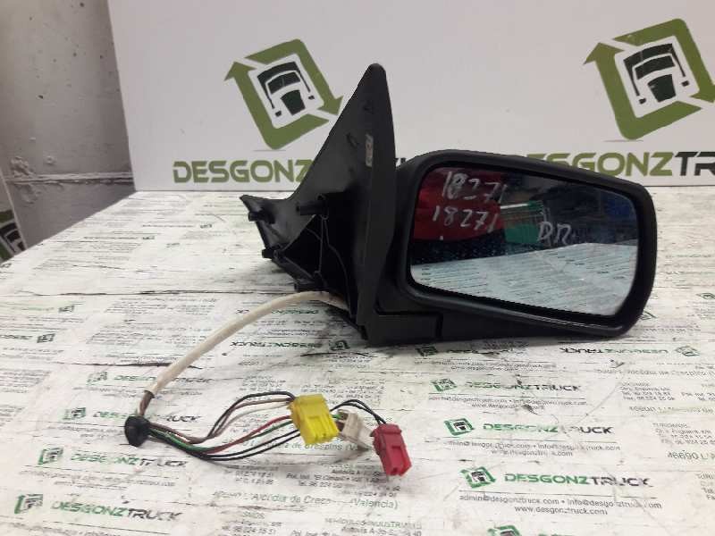 Recambio de retrovisor derecho para citroën xantia berlina 2.0 hdi 90/110 attraction referencia OEM IAM   