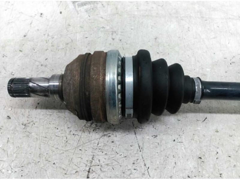 Recambio de transmision delantera derecha para opel zafira a blue line referencia OEM IAM 13243461  