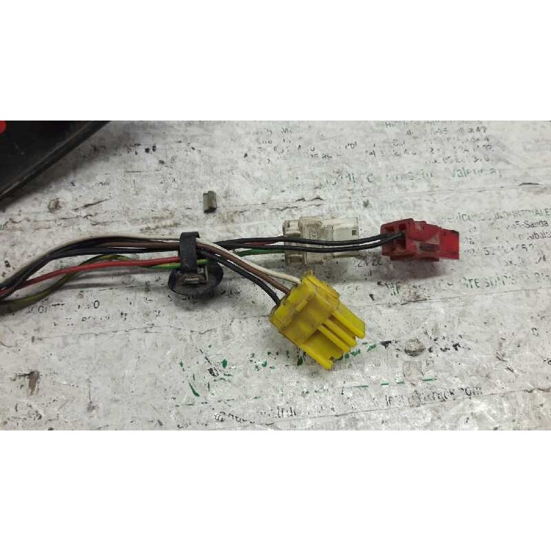 Recambio de retrovisor derecho para citroën xantia berlina 1.9 td exclusive referencia OEM IAM E201844 ELECTRICO 