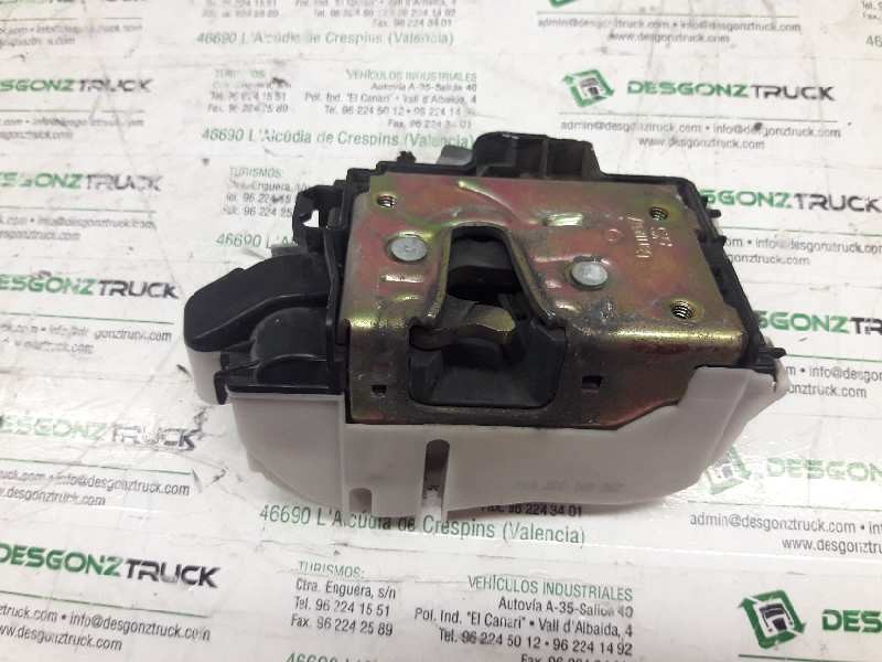 Recambio de cerradura puerta delantera derecha para volkswagen polo berlina (6n1) básico referencia OEM IAM 6N1837016  