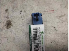 Recambio de boton regulacion de faros para nissan primera berlina (p12) acenta referencia OEM IAM 4902 3 PINS  2