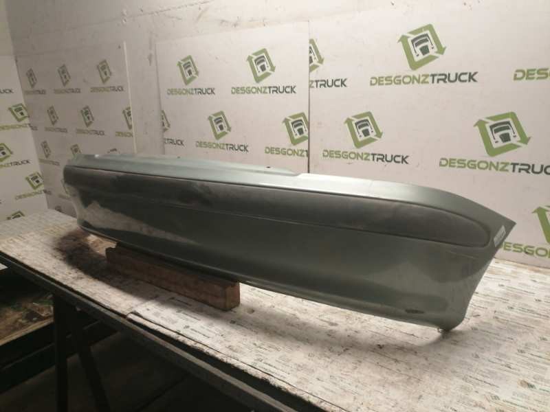 Recambio de paragolpes trasero para renault megane i fase 2 berlina (ba0) 1.9 diesel referencia OEM IAM   