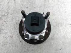 Recambio de buje trasero izquierdo para opel zafira a blue line referencia OEM IAM    2