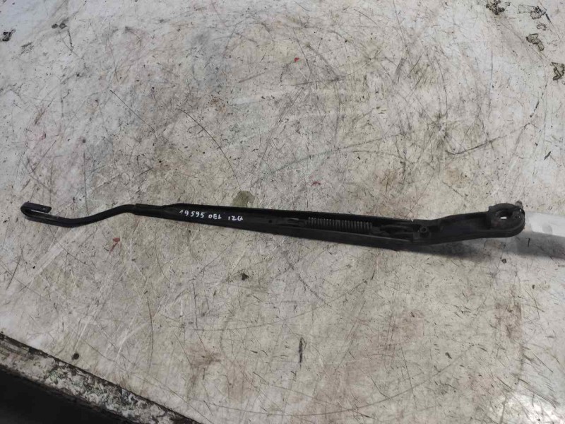 Recambio de brazo limpia delantero izquierdo para nissan primera berlina (p12) acenta referencia OEM IAM   