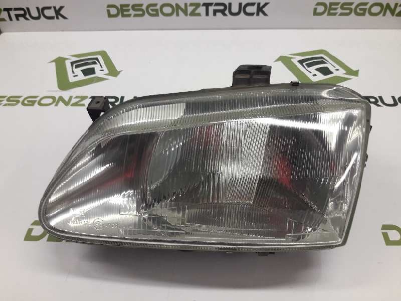 Recambio de faro izquierdo para renault megane i berlina hatchback (ba0) 1.9 d alize referencia OEM IAM   