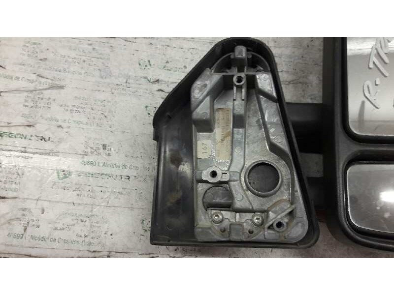 Recambio de retrovisor derecho para renault trafic (desde 5.89) t 1100 referencia OEM IAM   