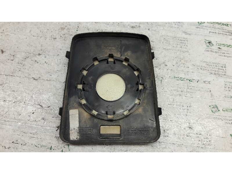 Recambio de cristal retrovisor izquierdo para renault trafic (desde 5.89) t 900 referencia OEM IAM   