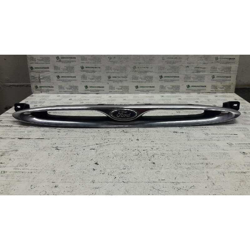 Recambio de rejilla delantera central para ford escort berl./turnier atlanta berlina referencia OEM IAM   