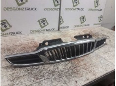 Recambio de rejilla delantera central para daewoo tacuma se referencia OEM IAM    2