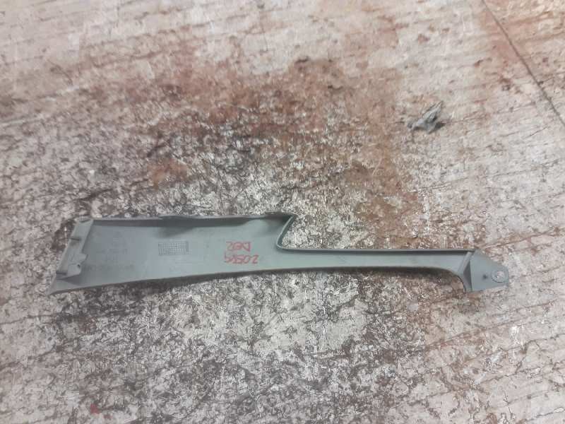 Recambio de moldura para daewoo tacuma se referencia OEM IAM 96349677  