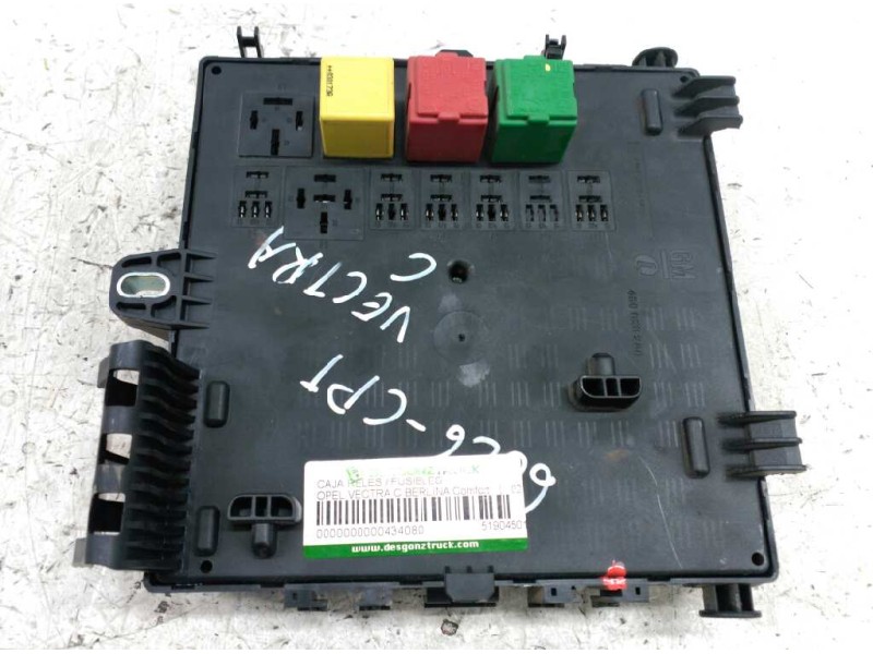Recambio de caja reles / fusibles para opel vectra c berlina comfort referencia OEM IAM 519045017 460023260 