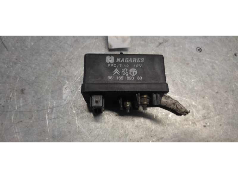 Recambio de caja precalentamiento para peugeot 206 berlina 1.9 diesel referencia OEM IAM 9616582380 NAGARES 