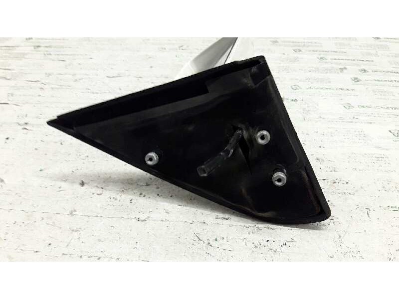 Recambio de retrovisor derecho para ford fiesta berl./courier si referencia OEM IAM   